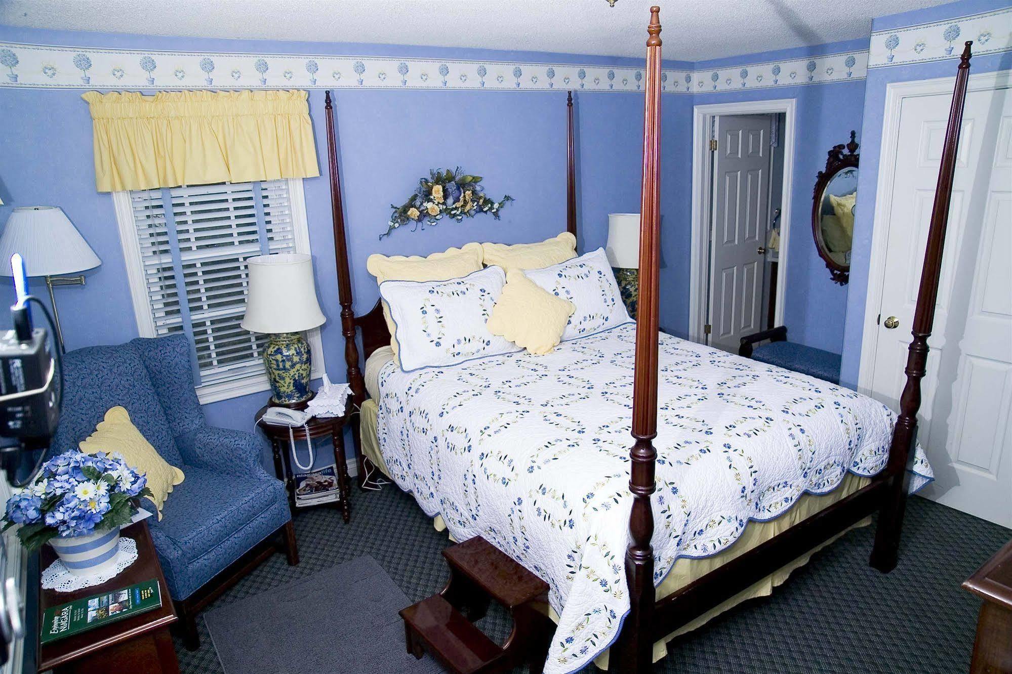 Weatherpine Inn Niagara-on-the-Lake Eksteriør billede